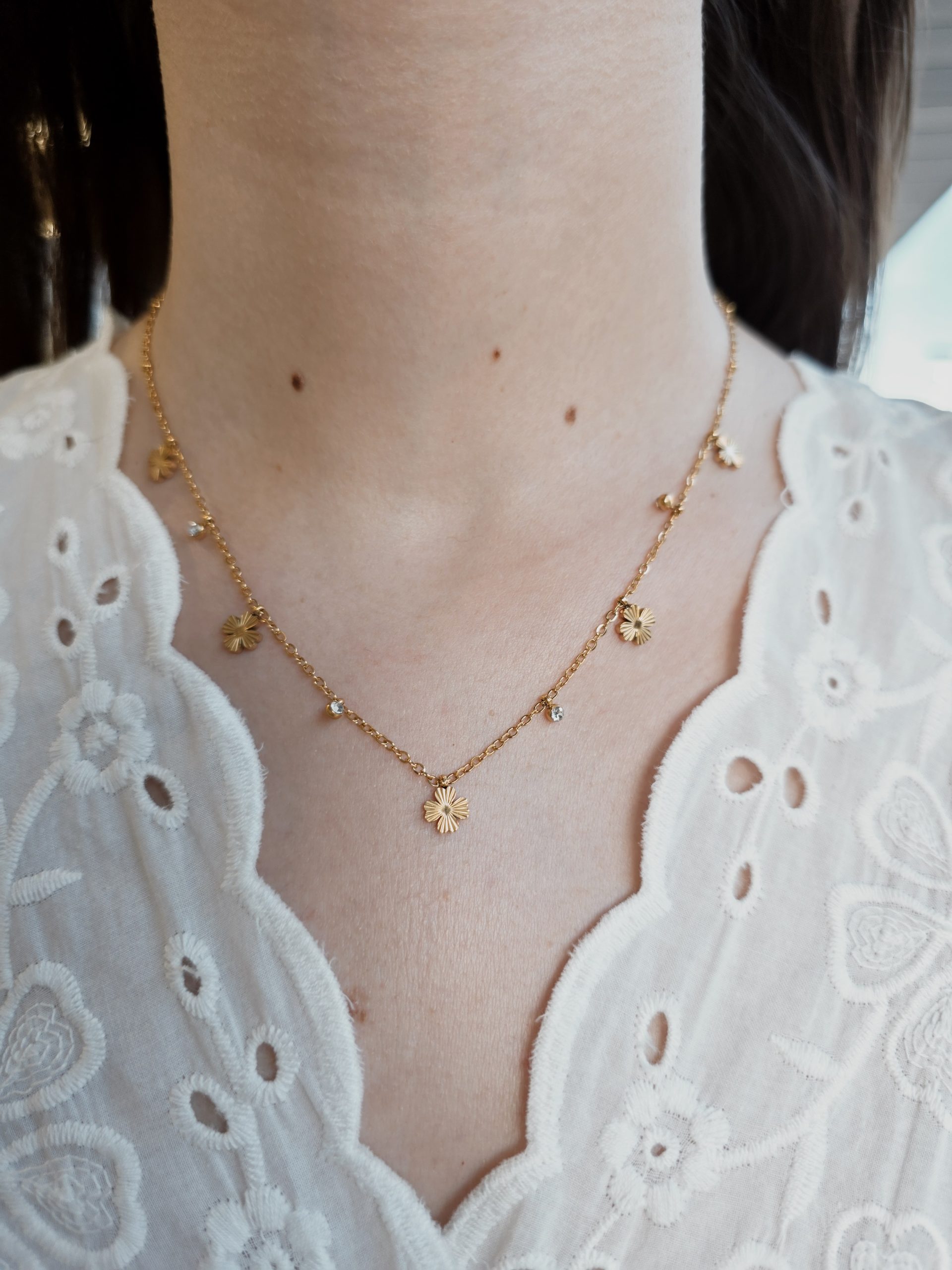 20250522_195549 Colar Trevo Aço Inoxidável - Image 1