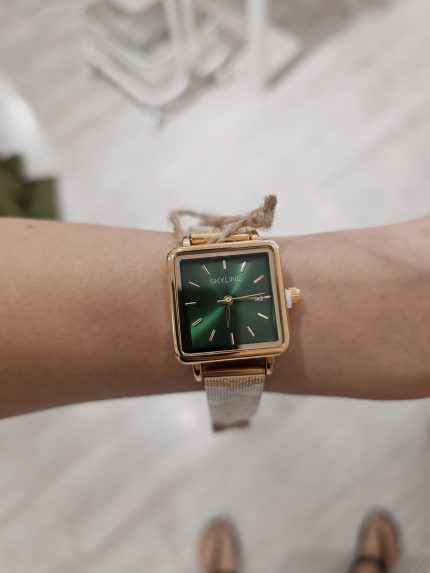 Relógio Analógico Dourado Aço Inox.