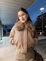 CASACO GOLA EFEITO PÊLO - Image 3