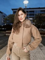 CASACO GOLA EFEITO PÊLO - Image 4