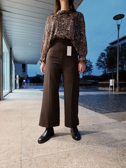 Calça Wide Leg Castanha Cropped