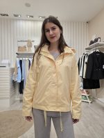 Parka Amarela - Image 2