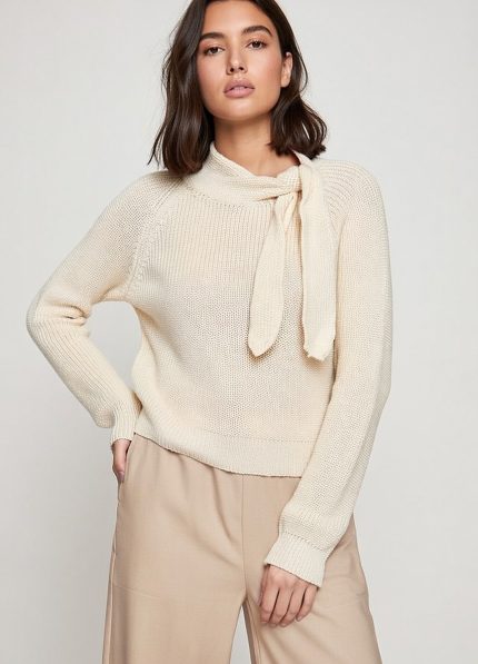 Malha Bege Com Laço