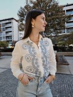 Blusa Com Bordado Azul - Image 3