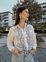 Blusa Com Bordado Azul - Image 2
