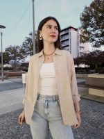 Camisa Bege Com Pormenor Brilhante