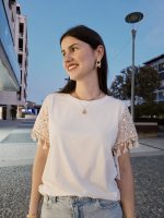 Camisola Com Manga Elaborada