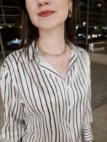 Camisa Acetinada Risca Preta - Image 7