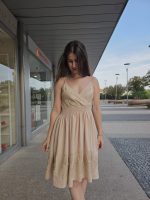 Vestido Bege Com Bordado - Image 7