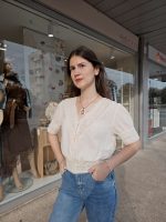 Blusa Abotoada Bege - Image 4