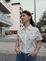 Camisa Com Flor De Lantejoula - Image 4
