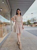 Vestido às Riscas Bege Com Bordado - Image 6