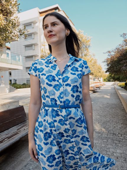Vestido Florido Azul Com Cinto