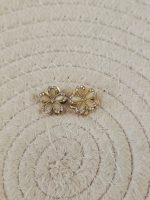 Brinco Dourado Flor Com Brilhante Aço Inox - Image 3