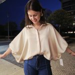 BLUSA BEGE ACETINADA